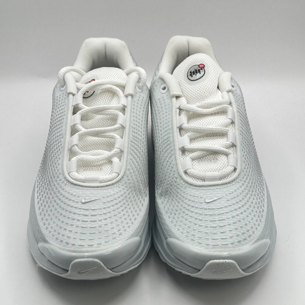 Women's Nike Air Max DN White Metallic Silver Size 9  FJ3145-100 NEW - Picture 3 of 10